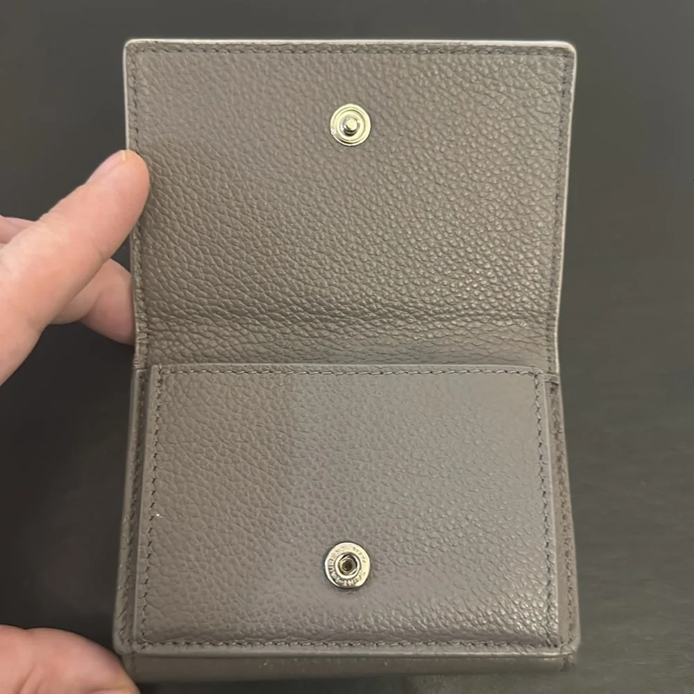 YSL Leather Trifold Wallet - Picture 4 of 9